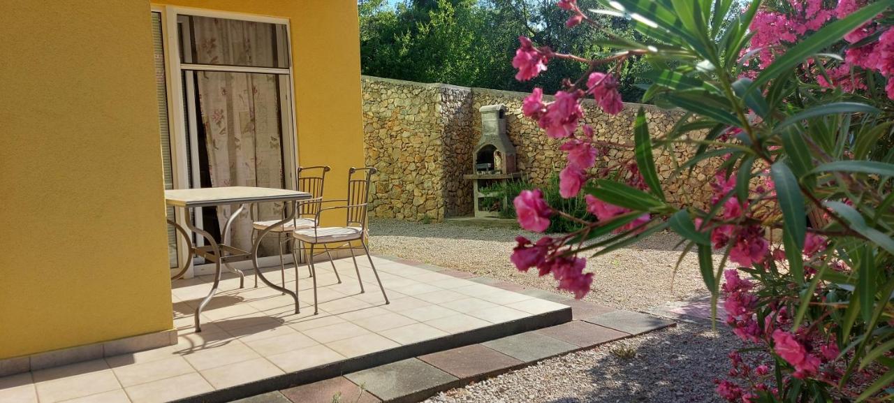 Apartments Sunshine & Smile Klimno Exterior photo